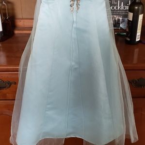 Tiffany Designs Dresses - Light Blue Sz 6 Tiffany Dress Tiffany Designs Dresses - Light Blue Sz 6 Tiffany Dress